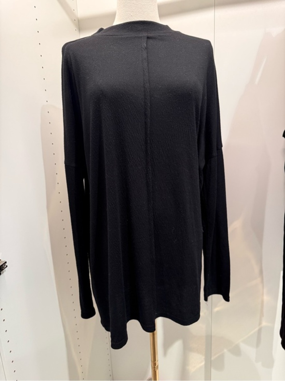 Women's Black Long Sleeve Crewneck Top